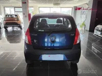 Usata Hyundai i10 66 CV (48 kW) 2010 Bluazzurro Utilitaria