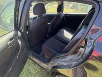 Usata Alfa Romeo 147 120 CV (88 kW) 2008 Nero Utilitaria