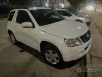 Usata Suzuki Vitara 106 CV (77 kW) 2011 SUV