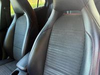 Usata Mercedes A180 109 CV (80 kW) 2016 Nero Utilitaria