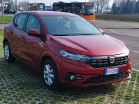Usata Dacia Sandero Comfort 91 CV (66 kW) 2022 Rosso Berlina