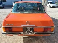 Begagnad Mercedes W115 59 HK (43 kW) 1975 Orange Sedan