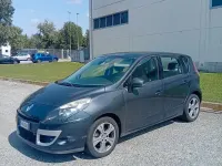 Usata Renault Scénic III Dynamique 130 CV (95 kW) 2010 Grigio Monovolume