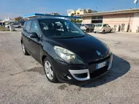 Usata Renault Scénic III Luxe 110 CV (80 kW) 2010 Nero Monovolume