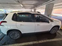 Usata Peugeot 2008 Active 82 CV (60 kW) 2017 Bianco SUV