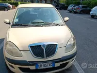 Usata Lancia Ypsilon 60 CV (44 kW) 2007 Bianco Utilitaria