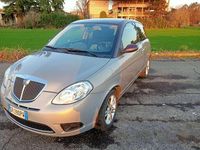 Usata Lancia Ypsilon 60 CV (44 kW) 2008 Oro Utilitaria