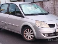 Usata Renault Scenic E-Tech 106 CV (77 kW) 2008 Monovolume