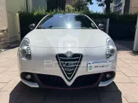 Usata Alfa Romeo Giulietta Distinctive 150 CV (110 kW) 2015 Bianco Utilitaria