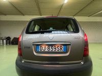 Usata Lancia Musa 69 CV (50 kW) 2007 Giallo Monovolume