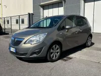 Usata Opel Meriva 120 CV (88 kW) 2011 Beige Monovolume