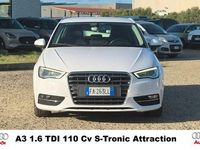 Usata VW Golf VII S 110 CV (80 kW) 2015 Bianco / pastello Utilitaria