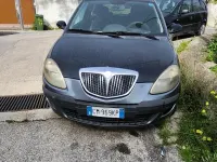 Usata Lancia Ypsilon 70 CV (51 kW) 2004 Grigio Utilitaria