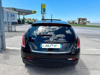 Usata Lancia Delta 120 CV (88 kW) 2010 Nero Utilitaria