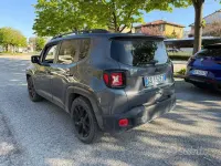 Usata Jeep Renegade Night Eagle 131 CV (96 kW) 2022 Grigio SUV
