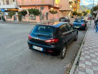 usata Alfa Romeo 147 147 1.9 JTD (115) 5 porte Distinctive