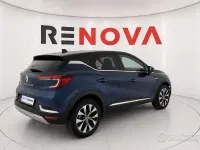 Usata Renault Captur Techno 101 CV (74 kW) 2024 Blu SUV