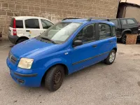 Usata Fiat Punto Active 60 CV (44 kW) 2005 Bluazzurro Utilitaria