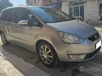 Usata Ford Galaxy Ghia 140 CV (102 kW) 2007 Grigio Monovolume