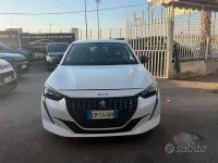 Usata Peugeot 208 Allure 102 CV (75 kW) 2023 Bianco Utilitaria