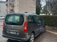 Usata Peugeot Partner 109 CV (80 kW) 2010 Grigio Monovolume