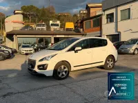 Usata Peugeot 3008 Active 115 CV (84 kW) 2015 Bianco Station wagon