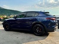 Usata Alfa Romeo Stelvio Lusso 209 CV (153 kW) 2019 Blu/azzurro SUV