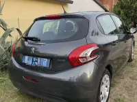 Usata Peugeot 208 Access 82 CV (60 kW) 2014 Utilitaria