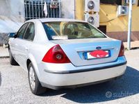 Usata Ford Mondeo 115 CV (84 kW) 2001 Grigio Berlina