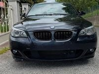 Usata BMW 530 M Sport 231 CV (169 kW) 2006 Blu Berlina