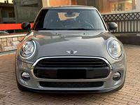 Usata Mini ONE 75 CV (55 kW) 2017 Mononwalk grey metallic Utilitaria