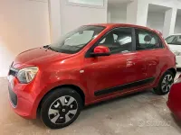 Usata Renault Twingo Experience 69 CV (50 kW) 2016 Rosso Utilitaria