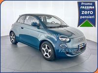 Usata Fiat 500e Action 69 kW (95 CV) 2022 Blu Berlina