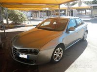 Usata Alfa Romeo 159 140 CV (102 kW) 2006 Grigio Berlina
