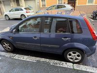 Usado Ford Fiesta 75 HP (55 kW) 2006 Azul Citadino
