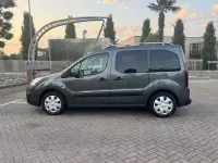 Usata Citroën Berlingo Feel 99 CV (72 kW) 2015 Grigio Monovolume