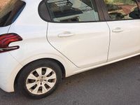 Usata Peugeot 208 2016 Utilitaria