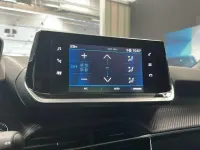 Usata Peugeot 2008 Allure 100 CV (73 kW) 2023 Blu SUV
