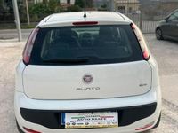 Usata Fiat Punto Evo Dynamic 75 CV (55 kW) 2011 Bianco Utilitaria