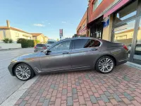 Begagnad BMW 730 Luxury Line 265 HK (194 kW) 2015 Grå Sedan