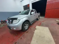 Usata Nissan Navara 190 CV (139 kW) 2011 Grigio Pick-up
