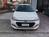 Usata Hyundai i20 Classic 74 CV (54 kW) 2018 Bianco Berlina