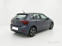 Usata VW Polo Life 95 CV (69 kW) 2022 Grigio Utilitaria