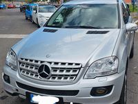 Usata Mercedes ML320 224 CV (164 kW) 2008 Grigio SUV