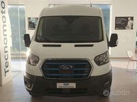 Begagnad Ford E-Transit Trend 197 kW (269 HK) 2024 Vit Van