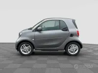 Usata Smart ForTwo Electric Drive Pure 41 kW (56 CV) 2022 Grigio