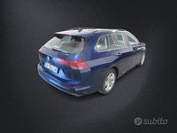 Usata VW Golf VIII Life 115 CV (84 kW) 2022 Blu Station wagon