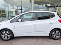Usata Kia Venga 90 CV (66 kW) 2016 Bianco pastello Utilitaria