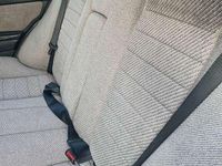 Usata Alfa Romeo 75 128 CV (94 kW) 1986 Bianco Berlina