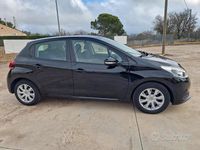 Usata Peugeot 208 75 CV (55 kW) 2016 Nero Utilitaria